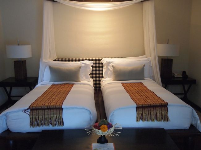 娘と主人の部屋<br /><br />添い寝が落ち着かない人たちにとっては<br />ツインになってたほうがよく眠れます