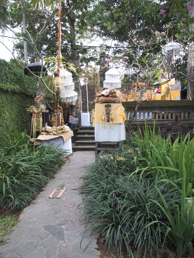 カユ・サヌールの家寺