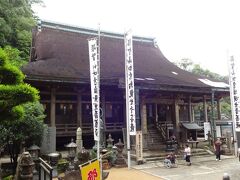 青岸渡寺、正面から。
