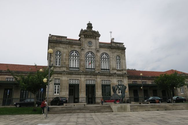 バスの時間が迫ってきたので、バスターミナルへ戻ります。<br />可愛らしい駅ですね。