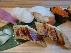 朝ごはんです。いつもの魚がし日本一さん(´▽｀)５分で食べました。