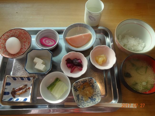 7月27日　木曜<br /><br />朝食は　手作りは　味噌汁ぐらい<br />安いから　文句は言えないけど<br />朝食は・・・