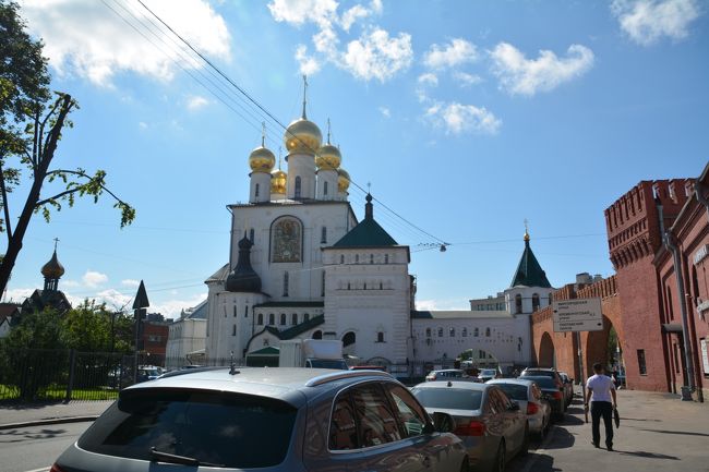 モスクワ駅裏手の方の教会<br />Khram　Novomuchenikov