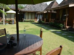 今日はこの後カリビルというガイドブックには載ってないオススメの場所へ昨日手配したドライバーが連れてってくれるので、10時迎えだしそれまで宿でまったり。