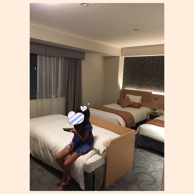 ベッドも３つあるし、広めのお部屋で快適に過ごせそうです♪