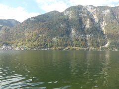湖と山の素晴しい景色
夢中で写真を撮りました。