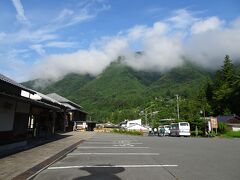 途中、大鹿村の「塩の里」でトイレ休憩。