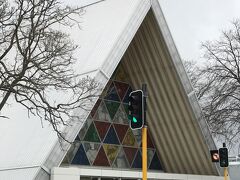 紙の大聖堂
カードボード大聖堂Cardboard Cathedral