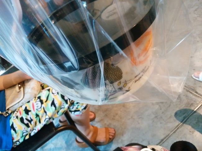 かわいい容器♪<br />冷蔵庫で冷やして夕飯後に食べよう♪