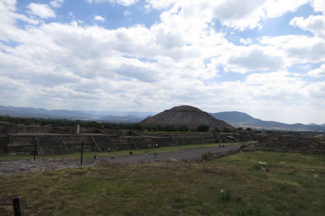 広大な敷地に巨大な遺跡。うまく表現できないけど、とにかくデカい(ー_ー)!!