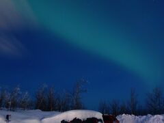 カメラに三脚をセット、露出５秒。
街中から坂を上がりきった、STFホテルの裏庭から。
ホテルリパンがすぐそば、約100メートル先に見えます。
