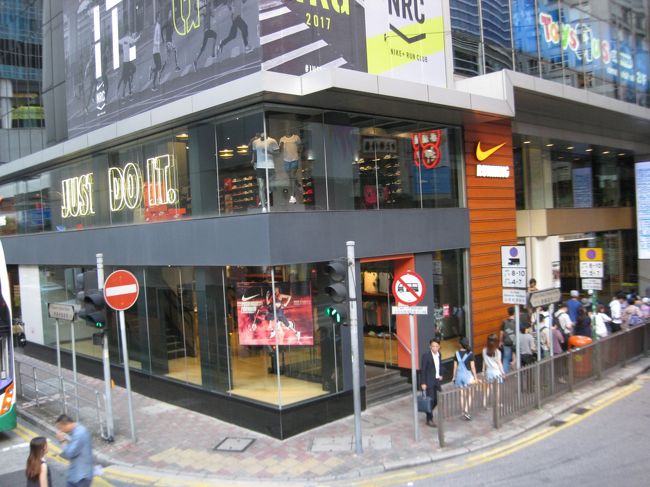 ビクトリア湾沿いの工事が完了したら早朝RUNをぜひやりたい。<br />潮風が気持ちがいいだろう。<br /><br />走り慣れた皇居周回も悪くはないが香港のビクトリア湾沿いは魅力的。<br />好きな街を走る喜びがある。