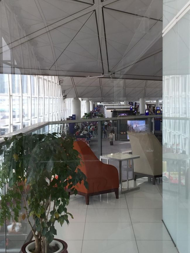 この奥の席はこの日入れず。<br /><br />さぁ　そろそろ時間だ。