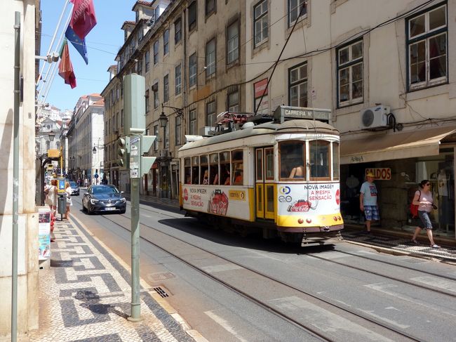 市内のさまざまな所を走るトラムはリスボンの代表的な景色で、風情がある<br />