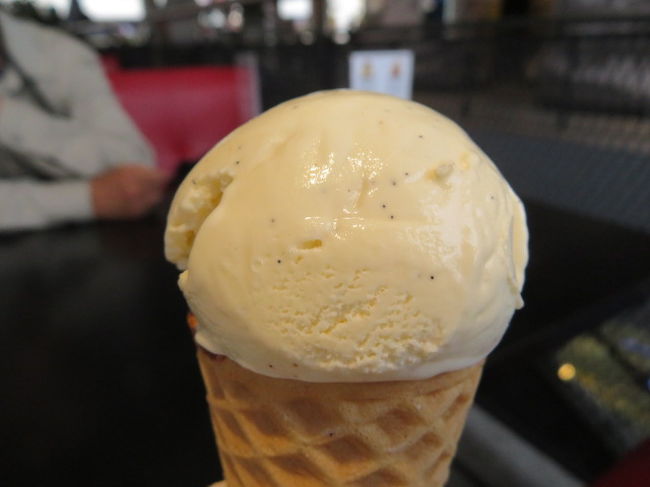 ムーベンピックでアイスクリームを食べました