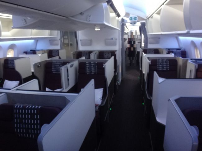 JALビジネスクラスで行くハワイ ② 成田ーハワイ・ホノルル間を日本航空(JAL SKY SUITE 787 (SS8))のビジネスクラスに搭乗(^^♪ 機内サービスやアメニティ等のご紹介