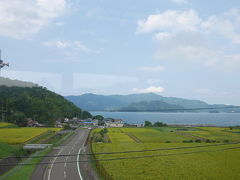 お昼のあとは、小浜線、北陸本線を乗り継いで金沢駅へ。

4時間半程度の長旅になりますが、田んぼや日本海などの美しい風景が車窓に広がります。