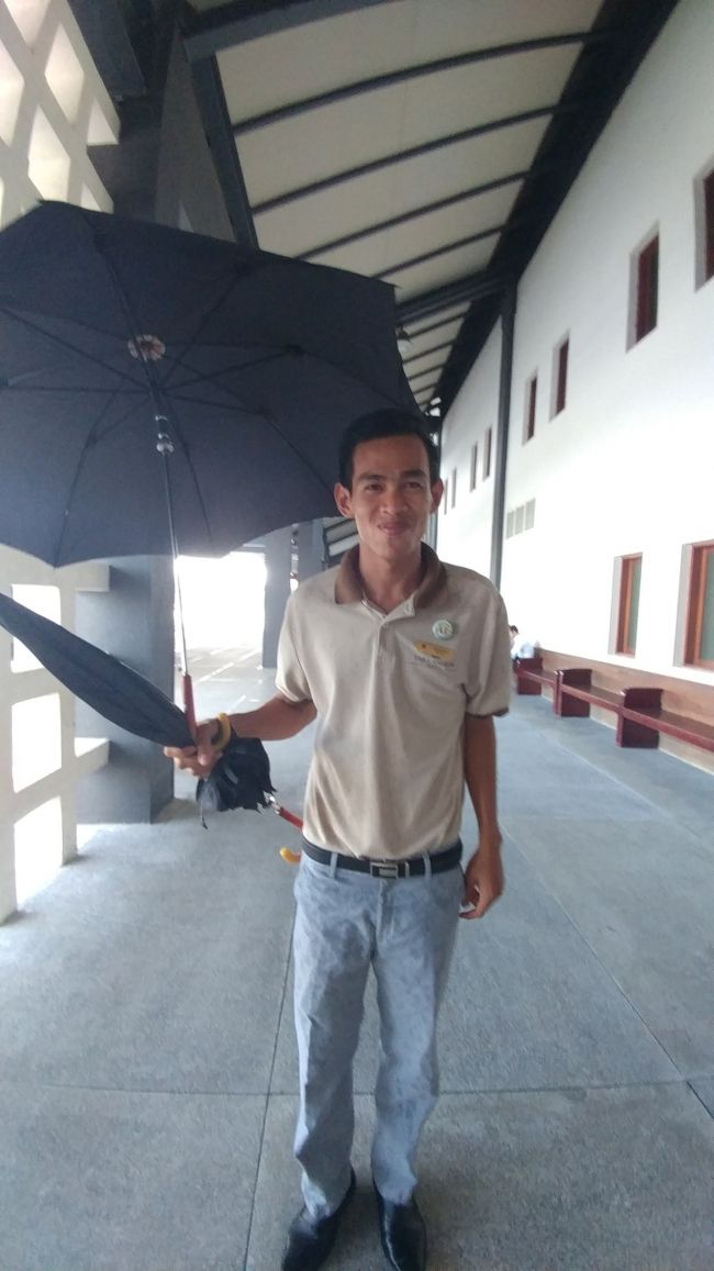 ホテルのお迎えあり。