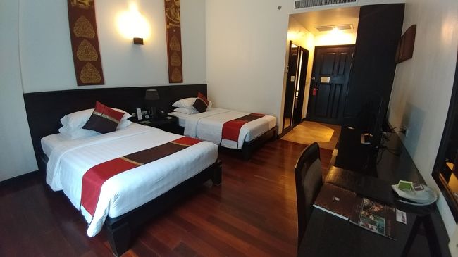 古いながらもメンテナンス良いんで文句なし。<br /><br />パブストリートあたりからアンコールワットへ向かう途中にあって便利なロケーション。