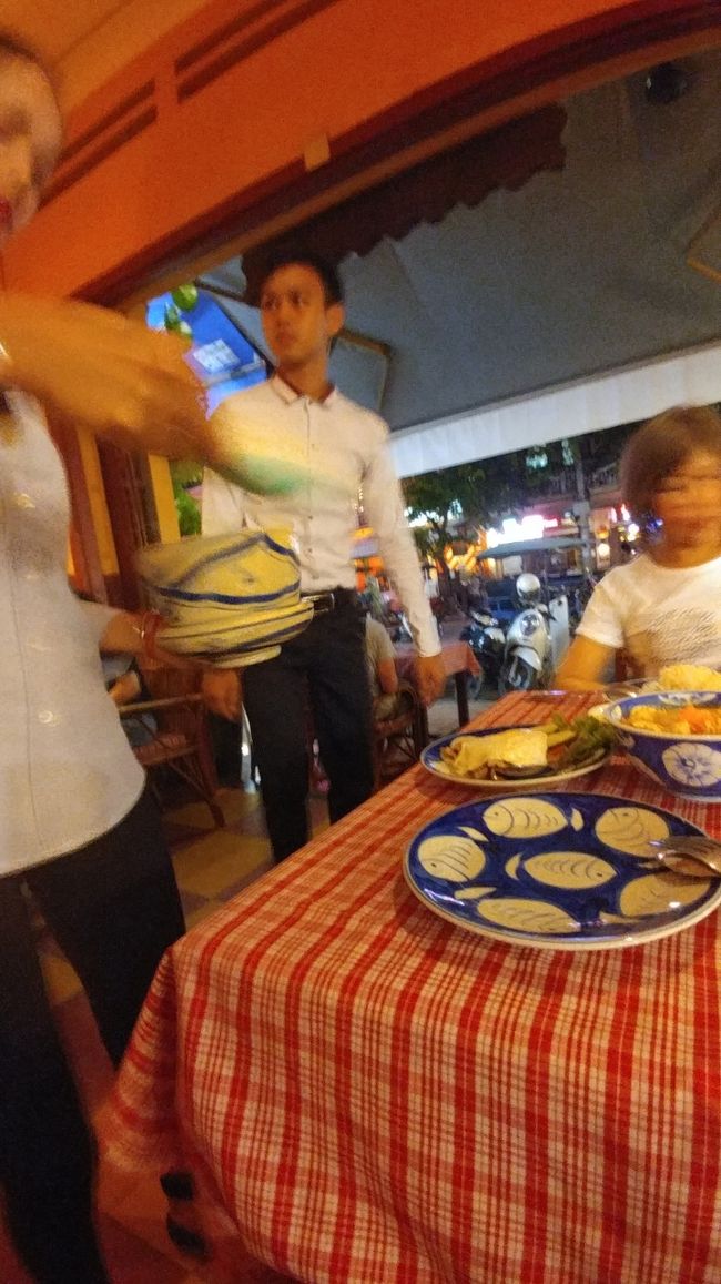 カンボジアの代表的なん <br />お願いした。