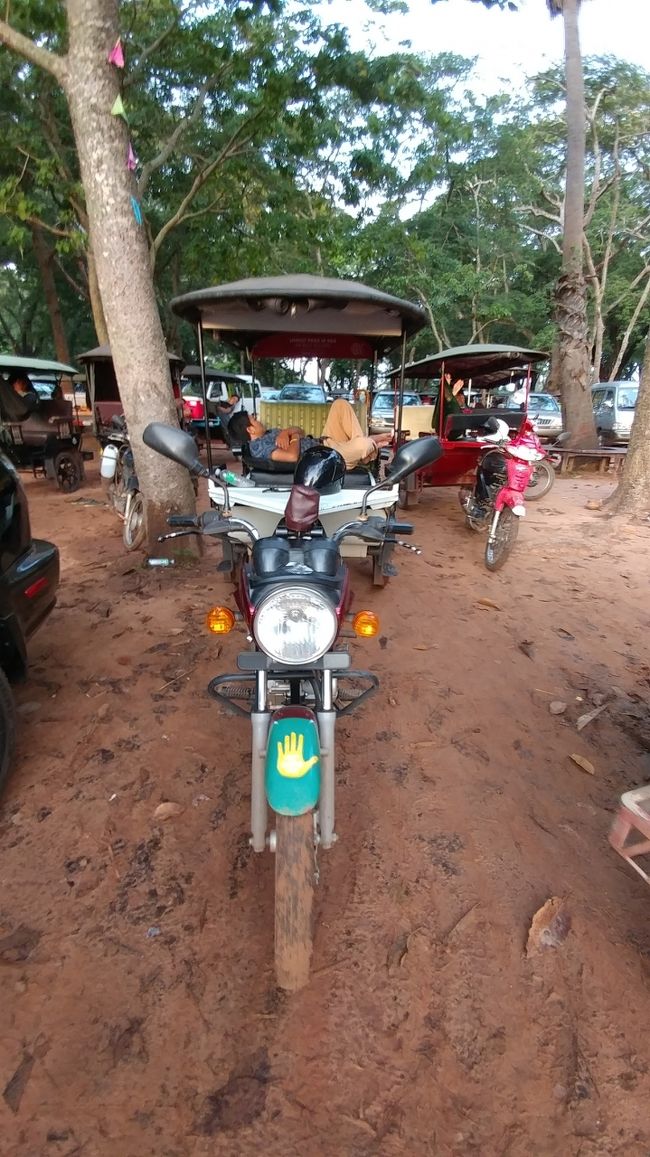 混み合う前に帰ります。Pharaさん ごめん、起きて