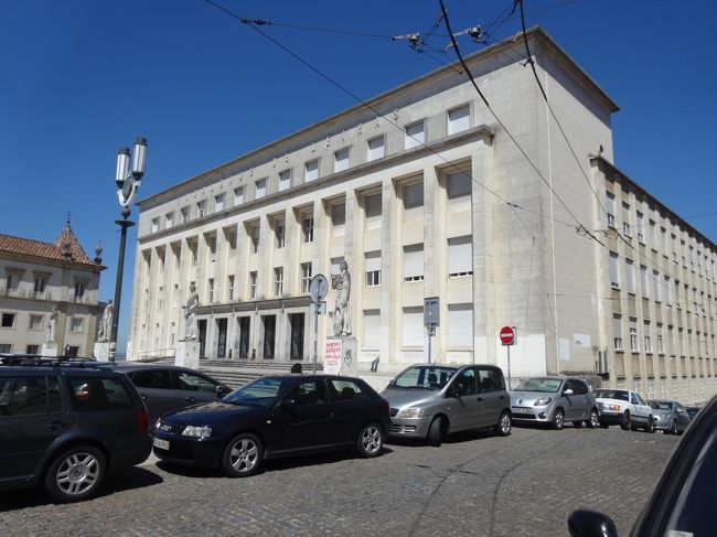 やっとコインブラ大学中心部に到着。