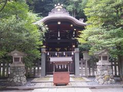 白旗神社
祭神は源頼朝と源実朝