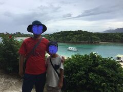 お約束の川平湾。
でもやっぱり空の色がね・・・