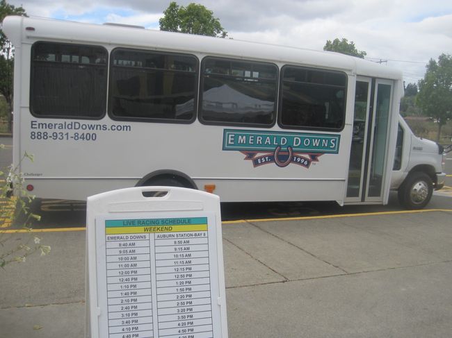 シャトルもありました<br />帰りは使ってみましょう