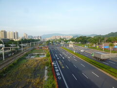翠華路自行車道橋梁から見る景色
