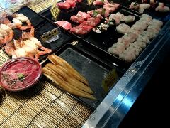 下関の台所「唐戸市場」は海鮮の宝庫。
寿司や海鮮丼、下関名物のふぐは生でも揚げても楽しめます。