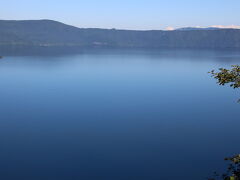 瞰湖台から十和田湖を眺め、