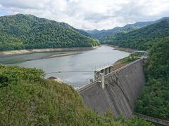 「かなやま湖展望台」
ちょっと水量が減っています