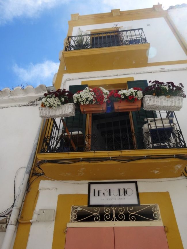 なんのスタジオかなぁ？？