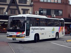 高山へ戻り、松本行きの特急バスに乗り換えて宿泊先の平湯温泉へ移動。