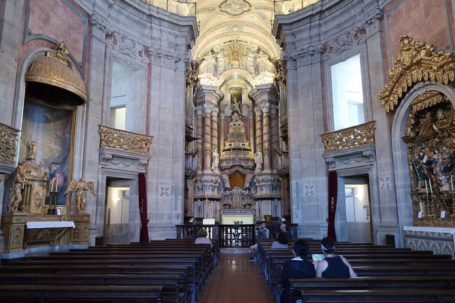 クレリゴス教会。