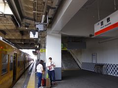 岡山駅からもまた乗り換えをして、倉敷駅にようやく到着!　朝っぱらから約4時間の鈍行電車の旅でしたー。　

早速1つ目の目的を達成すべく、移動開始!