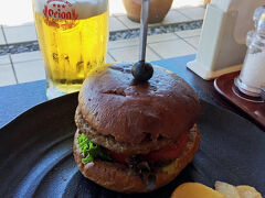 お昼は石垣牛バーガー！
うまい！！