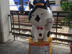 13:35　猴洞に到着。
ちなみに猴洞までは台鉄の区間車で来るが、ここで平渓線へ乗り換えるため、わずか30分後の14:08には次の電車が発車するという殺人スケジュールである。