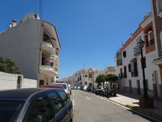 闇雲に歩いているわけではないのですが…<br /><br />多少迷っています。。