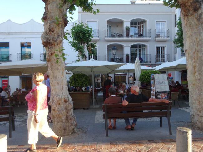 今日は、迷子…<br /><br />いえ、たくさん散策をしたので。<br />病み上がりってこともあるし。<br /><br />早く眠りにつきます(^^)<br /><br />ぐでん。。