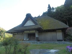 豊楽寺から25kmほど走り旧立川番所書院へ．
参勤交代の際に藩主の宿舎だった建物．
土佐国内では最後の宿であるとのこと．
1797年頃の建造，寄棟造，南面玄関(入母屋造)附属，茅葺，国重要文化財．