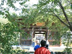 そんな小布施は、福島正則ゆかりの地
お墓のある岩松院です。