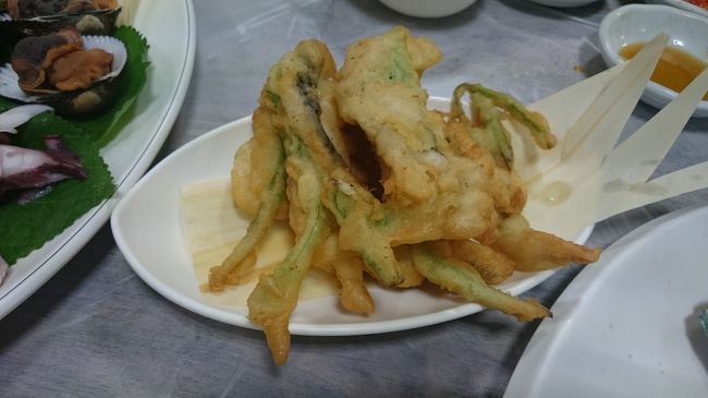 チャガルチ市場の鮑コースの一品<br />魚の天ぷら、外カリ、中ふわで味もしっかりしてて美味しかった