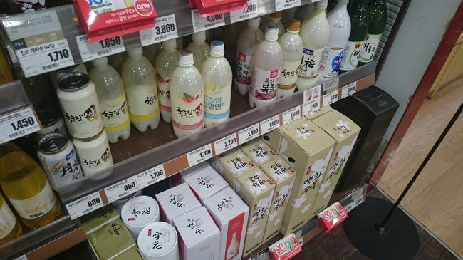 マッコリ類<br />生マッコリではない<br />マッコリは生がいい。旨い自家製マッコリが飲みたいなあ☺