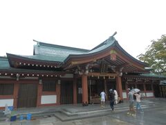 今治城内に鎮座する吹揚神社．
名の由来は今治城の別名吹揚城．
創建は1872(M5)年，市内の古社4社を城内に遷座合祀したもの．
主祭神は天照大神，八幡大神，事代主大神，大己貴大神，藤堂高虎．
境内拝観自由．