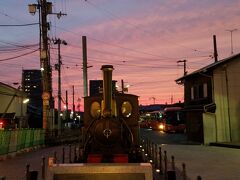 坊っちゃん列車と夕焼け空…ノスタルジックな雰囲気です。