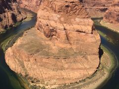 Horseshoe Bend 
駐車場から渓谷まで約15分程度で行けます。