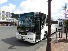 9月に入って、5合目直通のバスが無くなっていたので（予約するまで知らなかった！）、東京駅から河口湖駅までやってきました。中央道が渋滞で30分遅れで到着です。皆さん、余裕を持って計画しましょう！