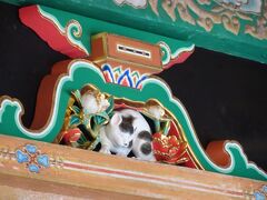 有名な眠り猫
実物をみてびっくり。

ちいさっ！！！

なんですよ。
説明なかったら見落とすわー絶対。